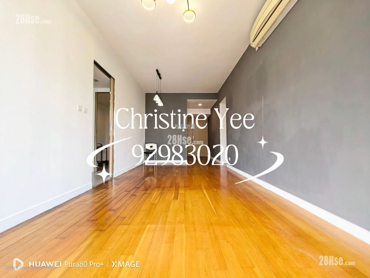 The Oakhill Rental 3 Bedrooms , 2 Bathrooms 875 ft²