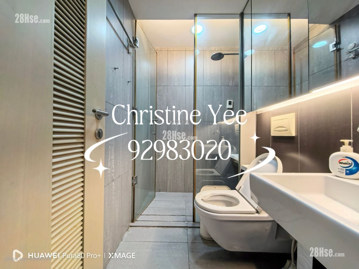 The Oakhill Rental 3 Bedrooms , 2 Bathrooms 875 ft²