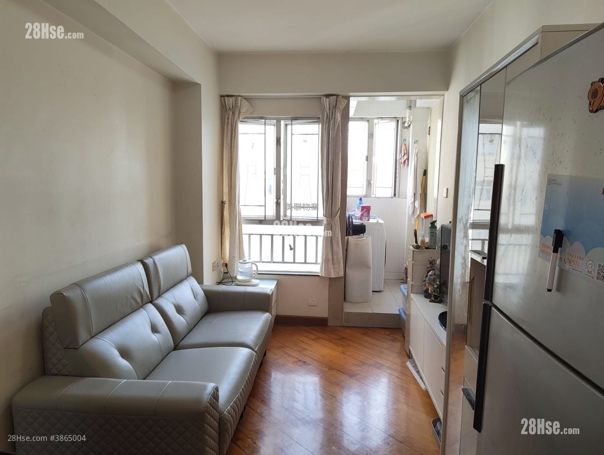 Lai King Court Sell 3 Bedrooms 428 ft²