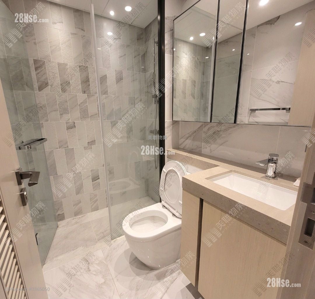 Mount Regency Sell 2 Bedrooms , 1 Bathroom 386 ft²