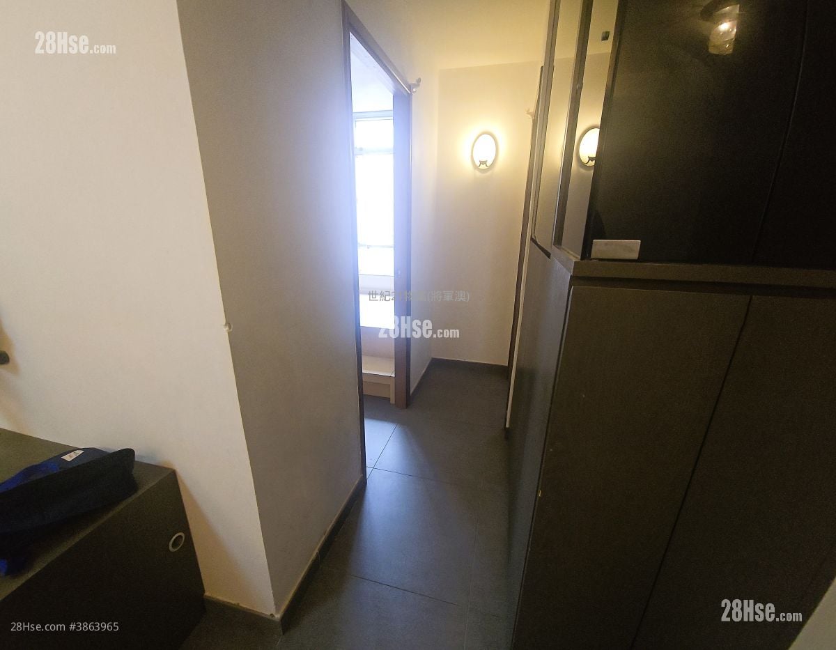 Po Ming Court Rental 2 Bedrooms , 1 Bathroom 426 ft²