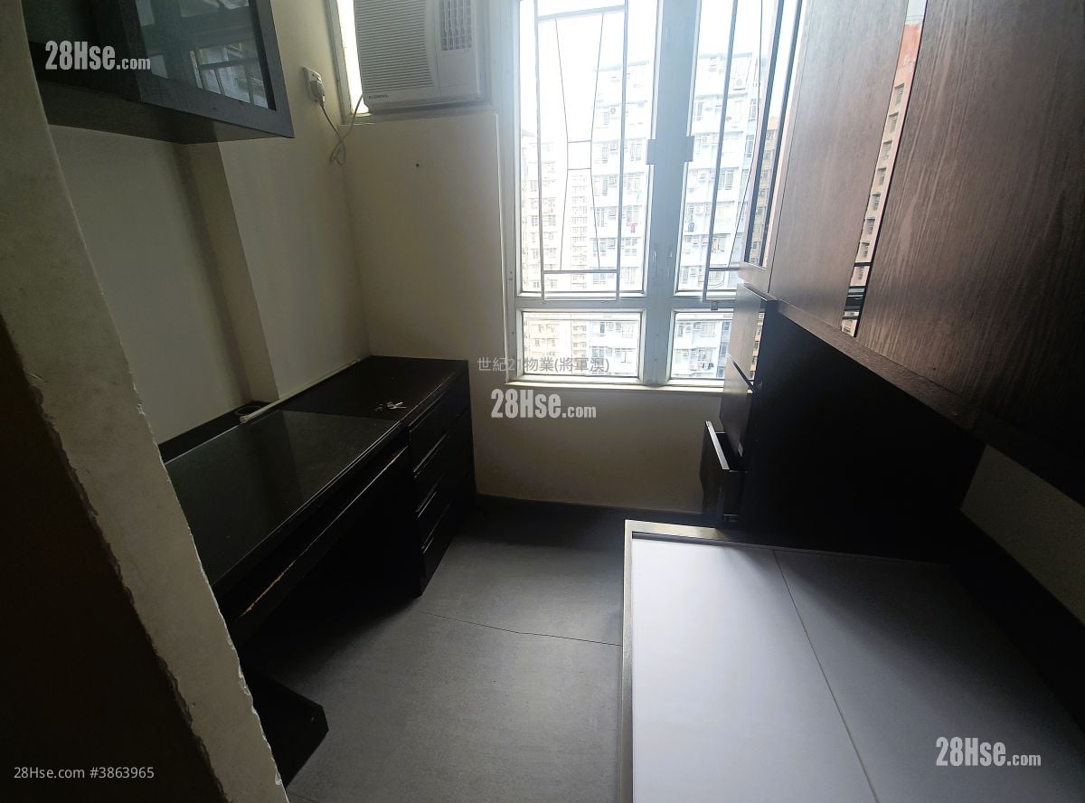 Po Ming Court Rental 2 Bedrooms , 1 Bathroom 426 ft²