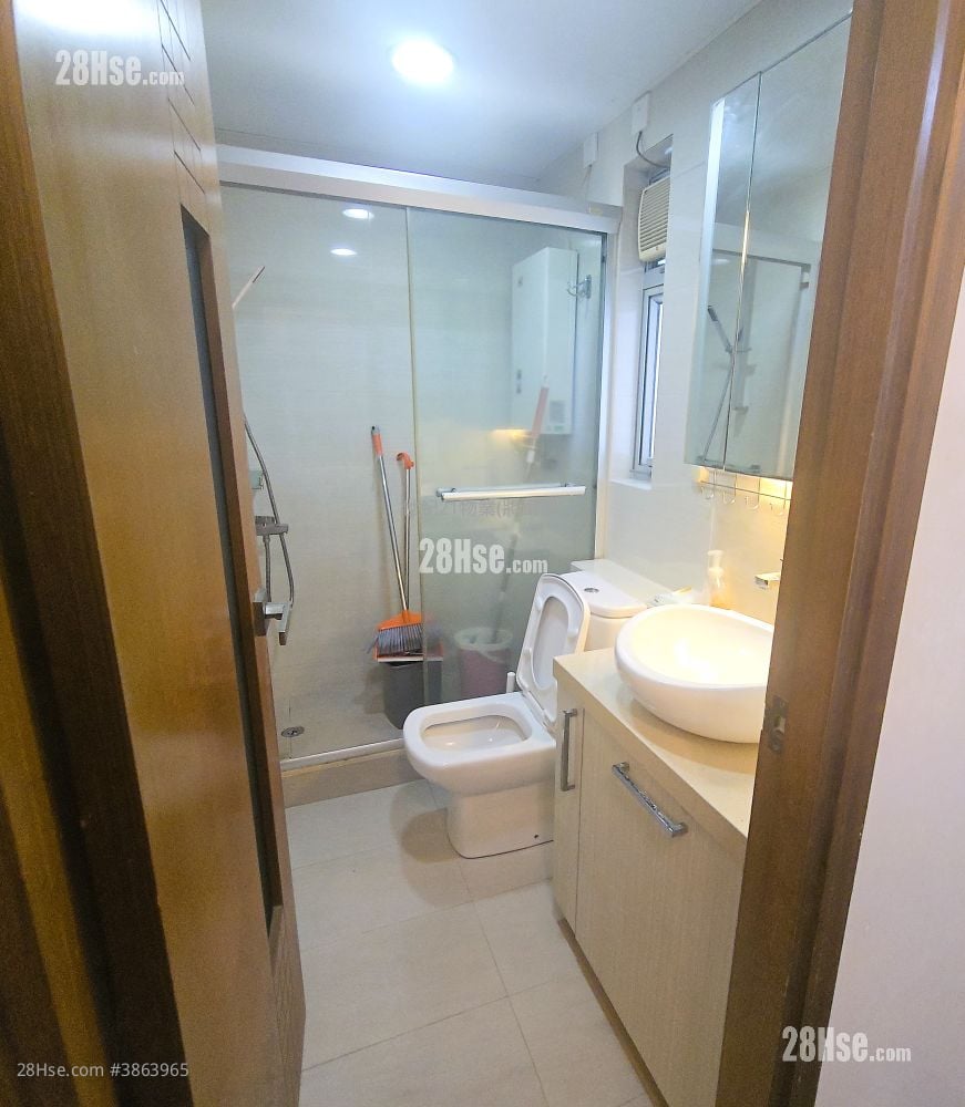 Po Ming Court Rental 2 Bedrooms , 1 Bathroom 426 ft²