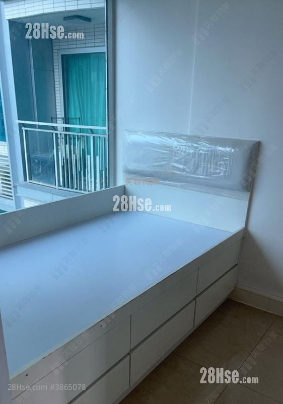 Festival City Rental 3 Bedrooms , 2 Bathrooms 678 ft²