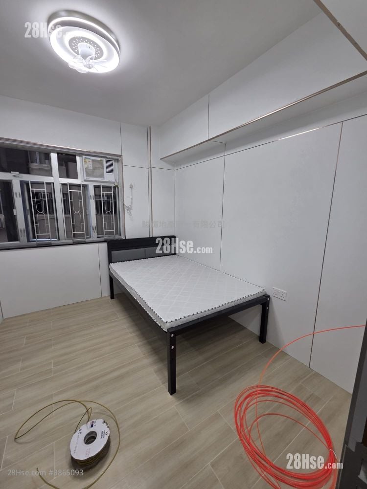 Continental Mansion Rental 1 Bathroom 160 ft²