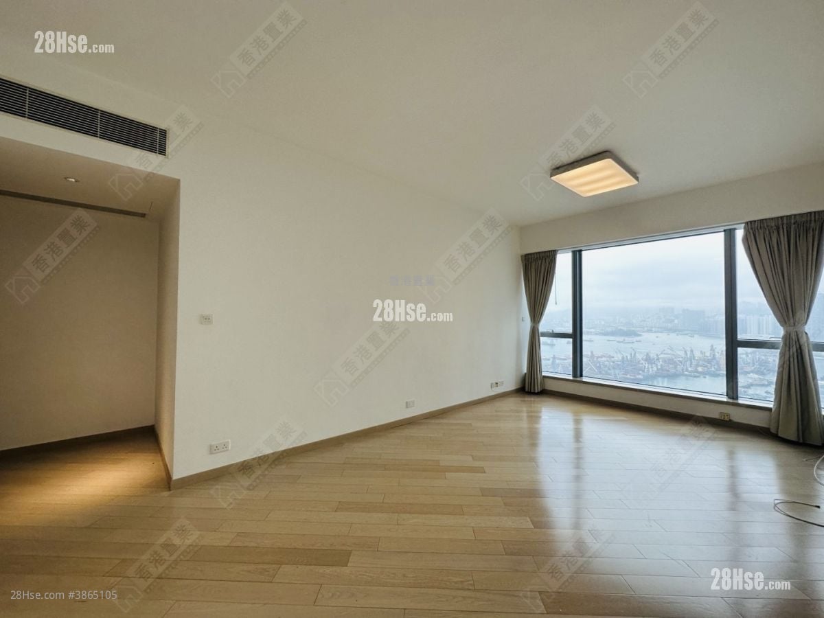 The Cullinan Rental 4 Bedrooms , 2 Bathrooms 1,128 ft²