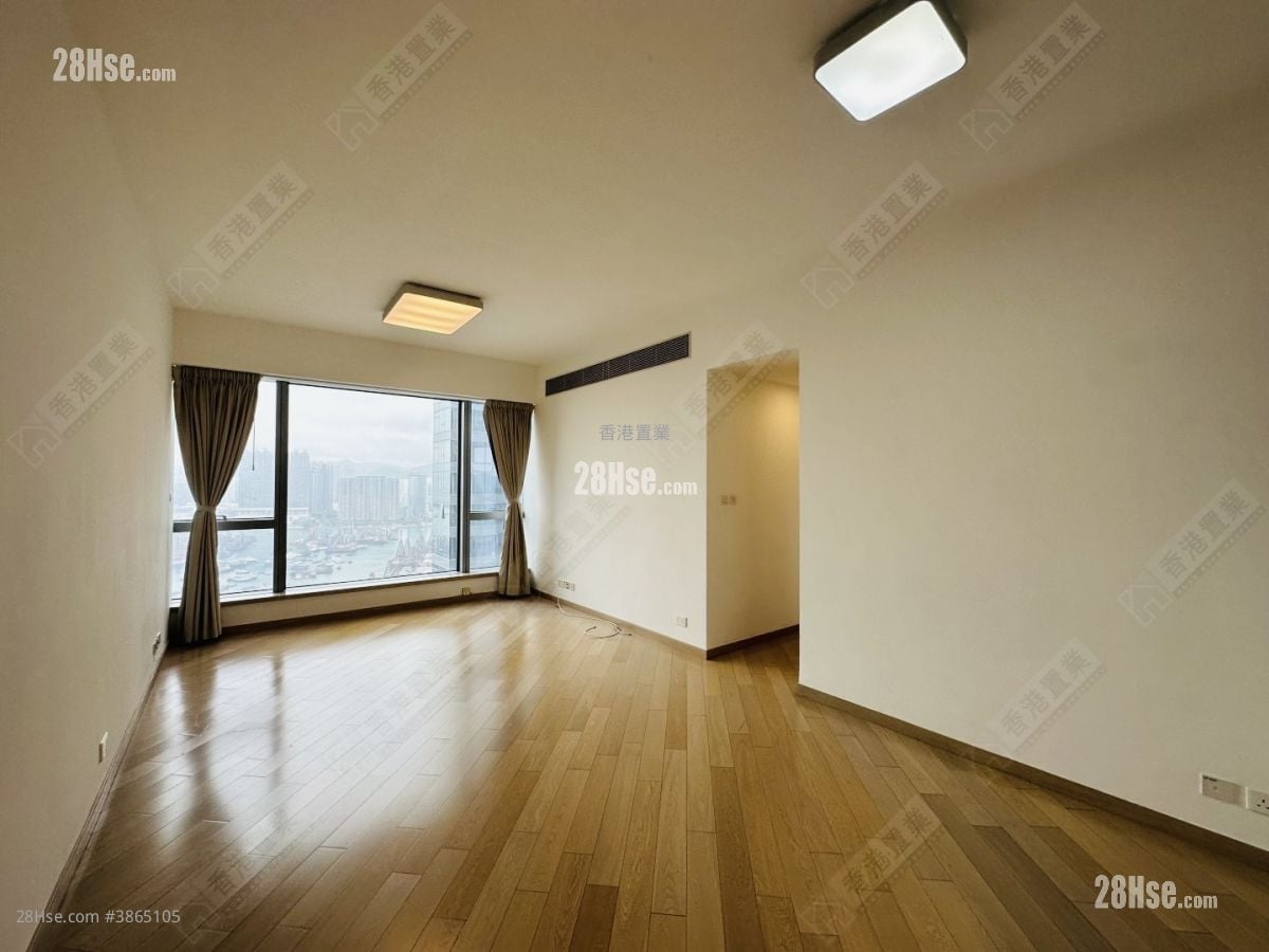 The Cullinan Rental 4 Bedrooms , 2 Bathrooms 1,128 ft²