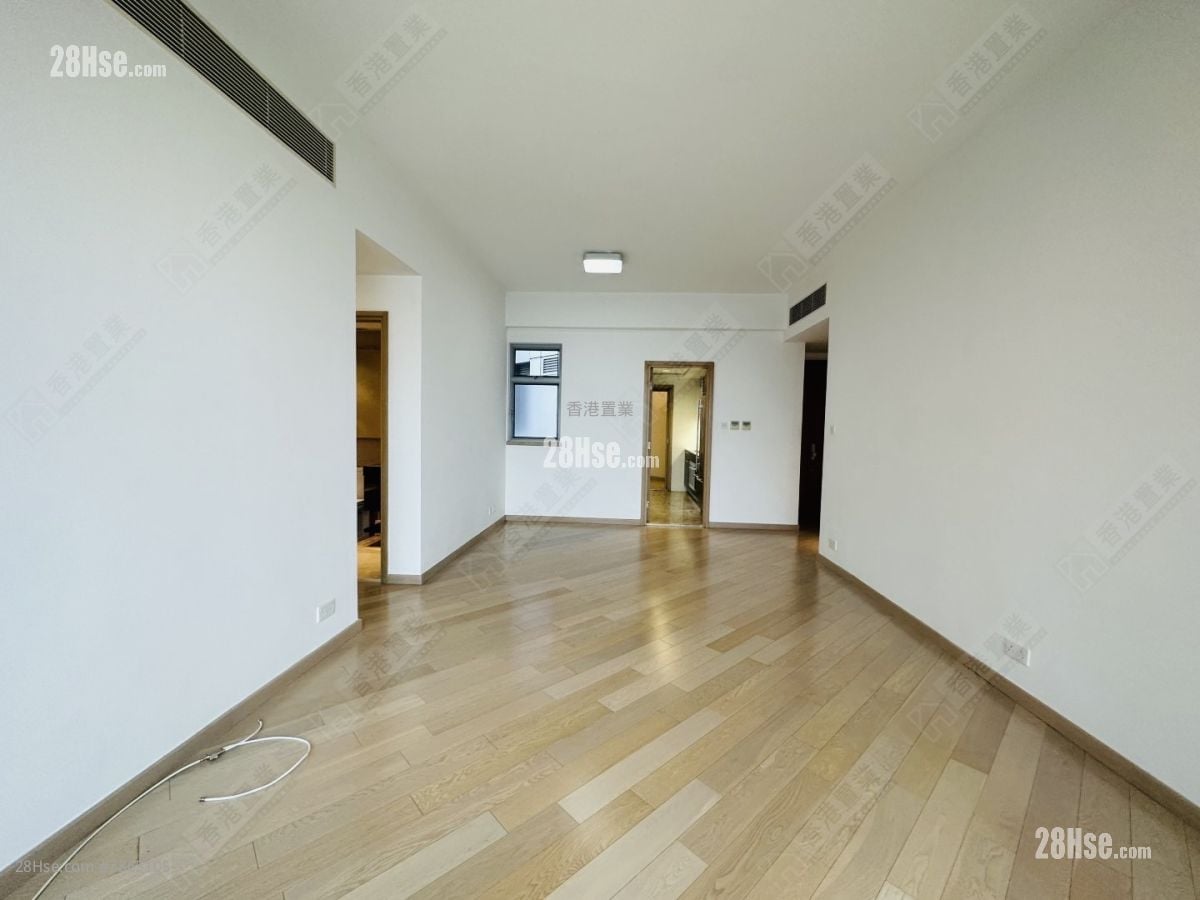 The Cullinan Rental 4 Bedrooms , 2 Bathrooms 1,128 ft²