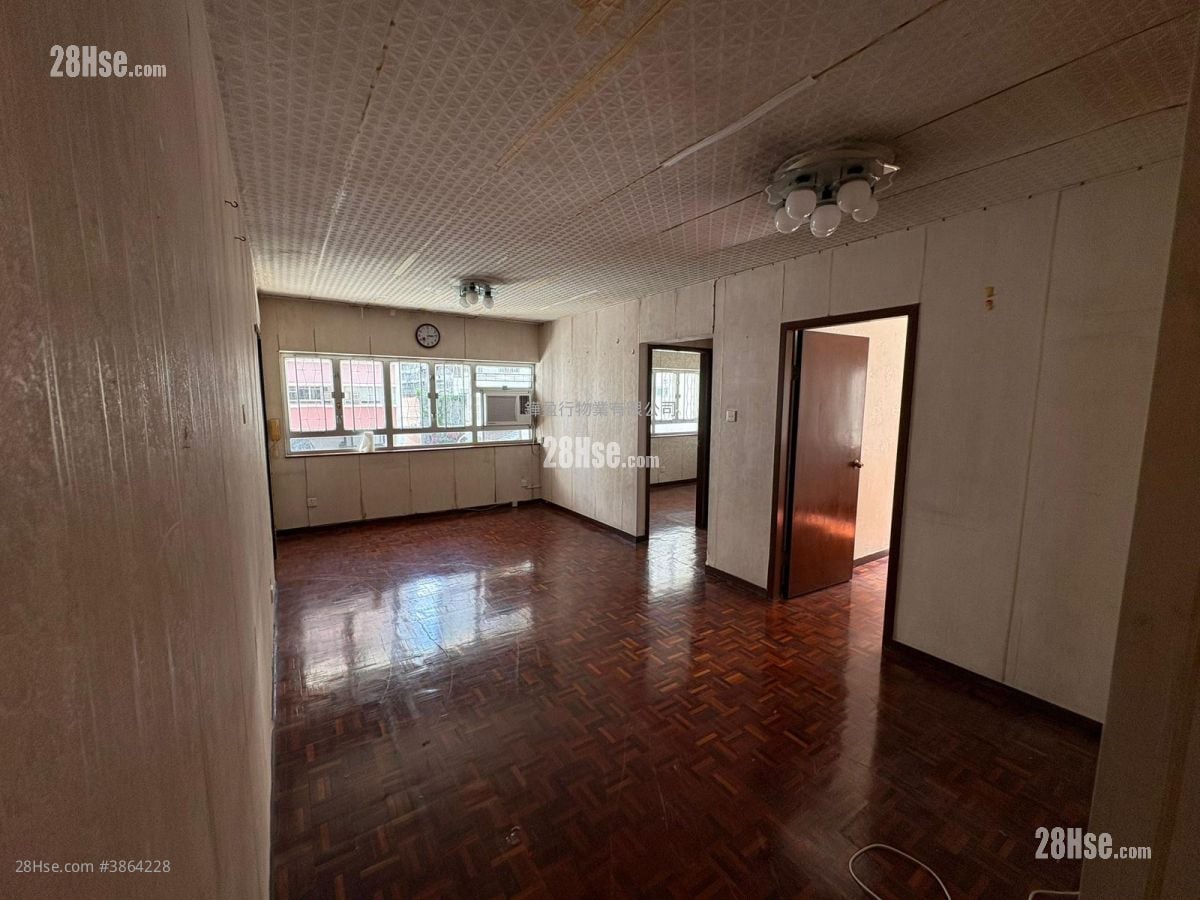 Westlands Gardens Sell 4 Bedrooms , 3 Bathrooms