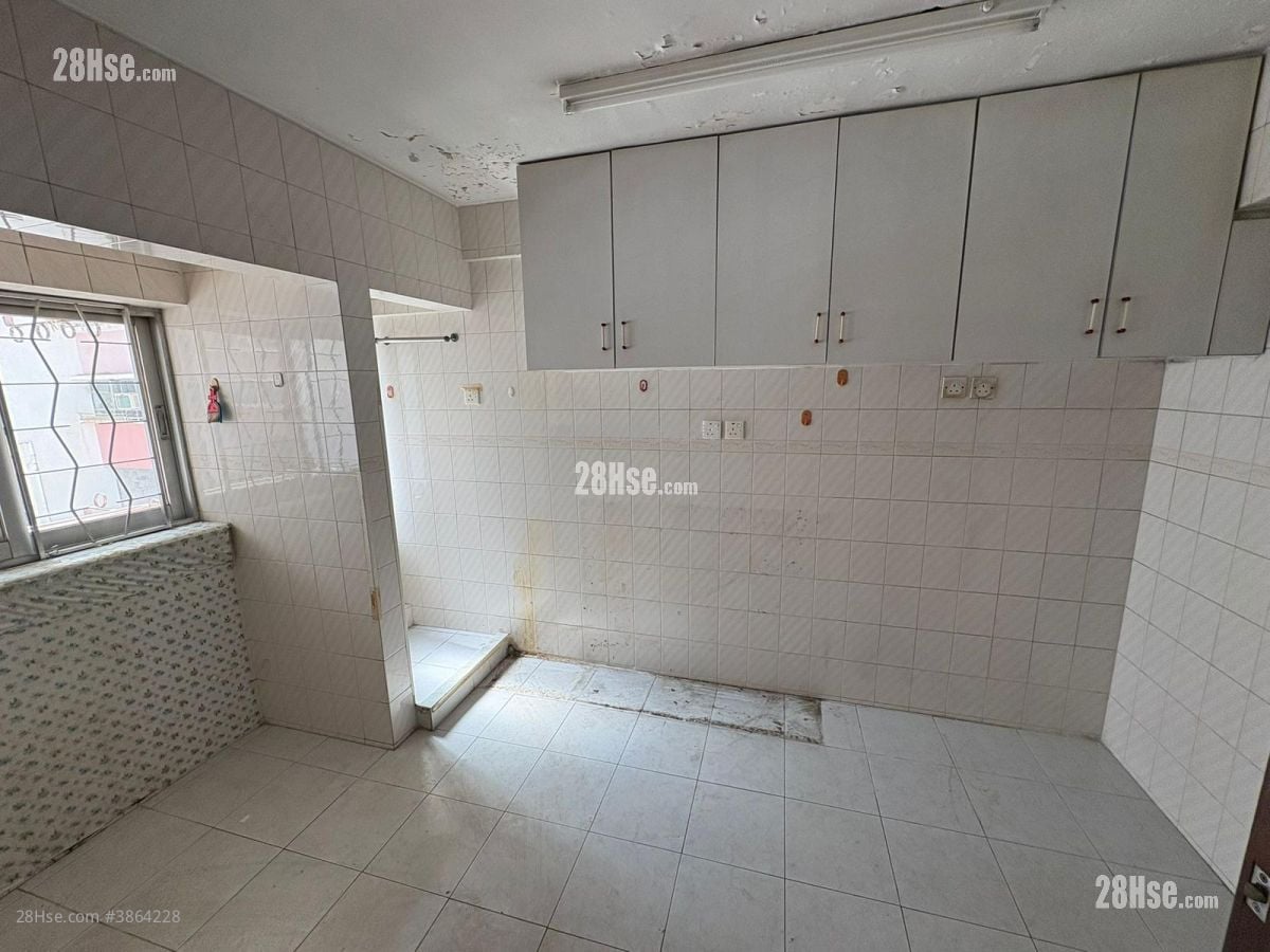 Westlands Gardens Sell 4 Bedrooms , 3 Bathrooms