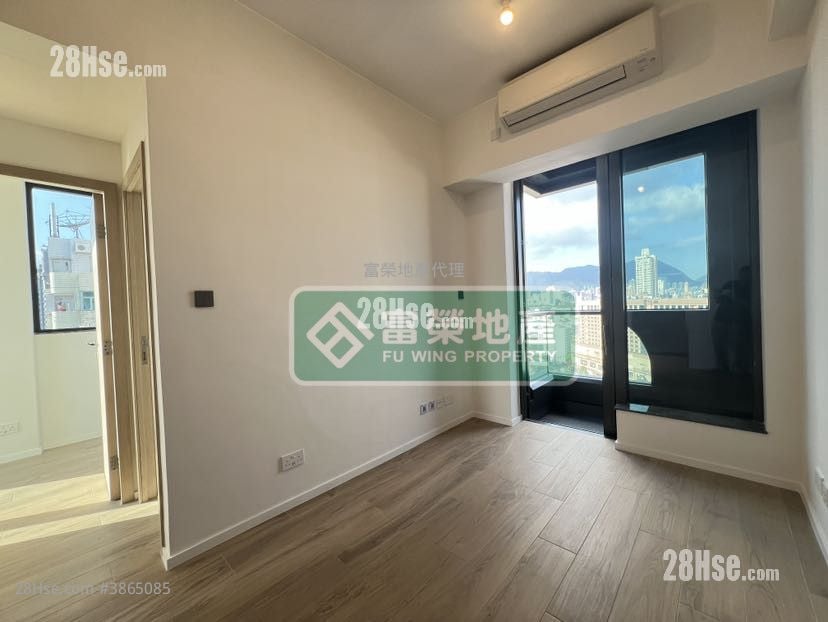 Elize Park Rental 3 Bedrooms , 1 Bathroom 438 ft²