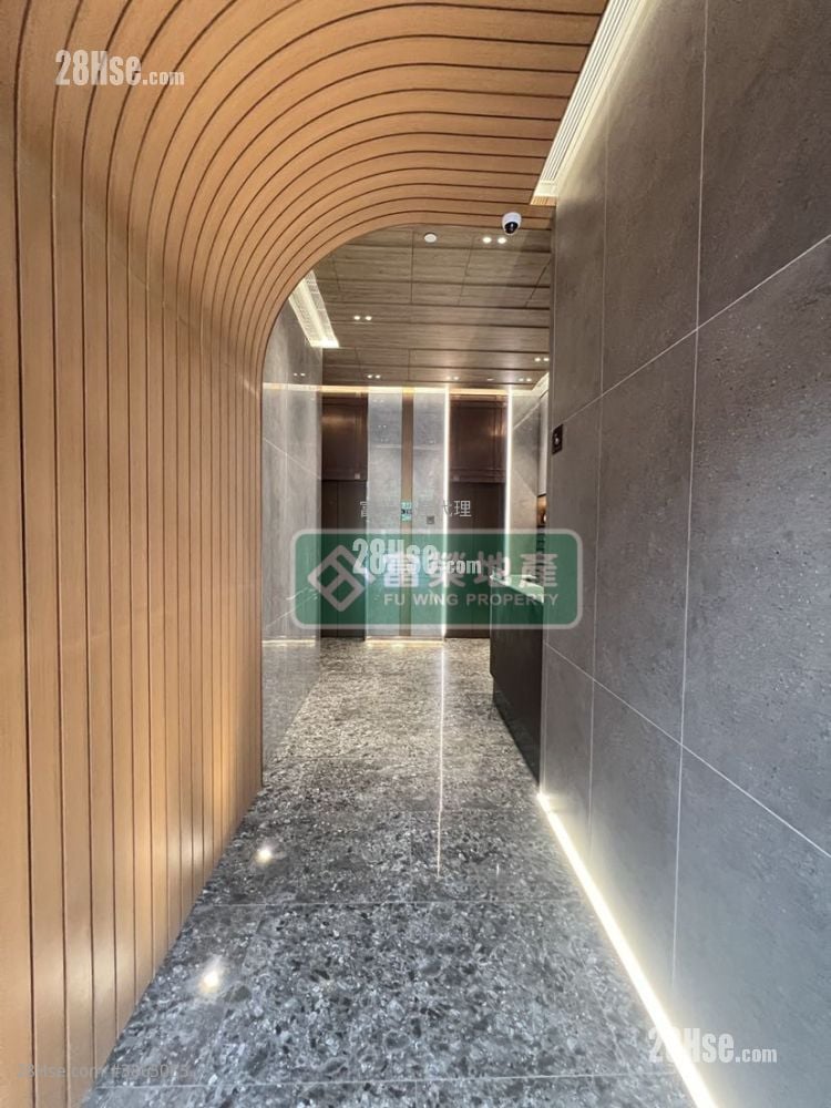 Elize Park Rental 3 Bedrooms , 1 Bathroom 438 ft²