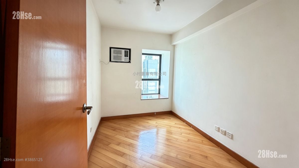 8 Waterloo Road Rental 3 Bedrooms , 1 Bathroom 561 ft²