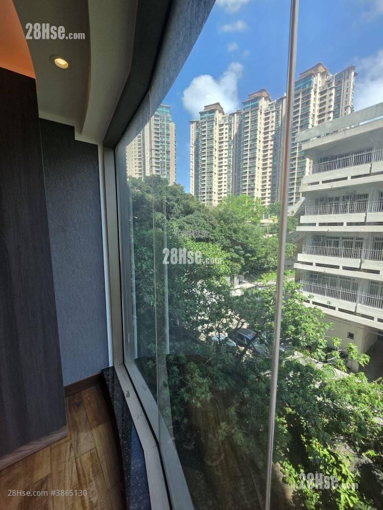 King's Park Villa Rental 3 Bedrooms , 3 Bathrooms 1,136 ft²