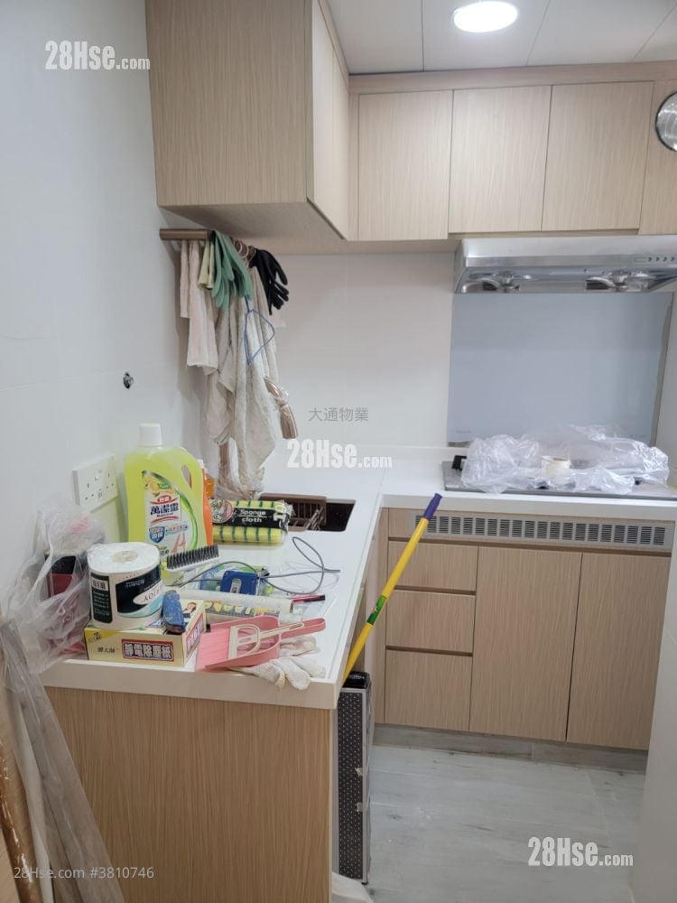 鸿利大厦 售盘 1 房 , 1 浴室 286 平方尺