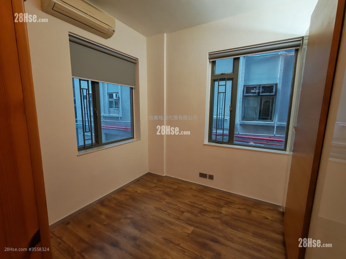 Fairview Mansion Rental 2 Bedrooms , 1 Bathroom 604 ft²