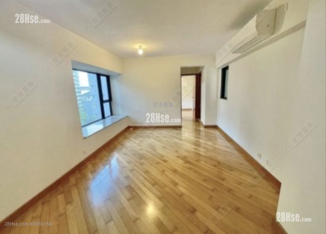 Park Island Sell 2 Bedrooms , 1 Bathroom 490 ft²