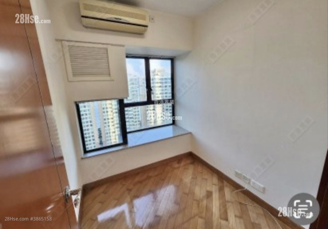 Park Island Sell 2 Bedrooms , 1 Bathroom 490 ft²