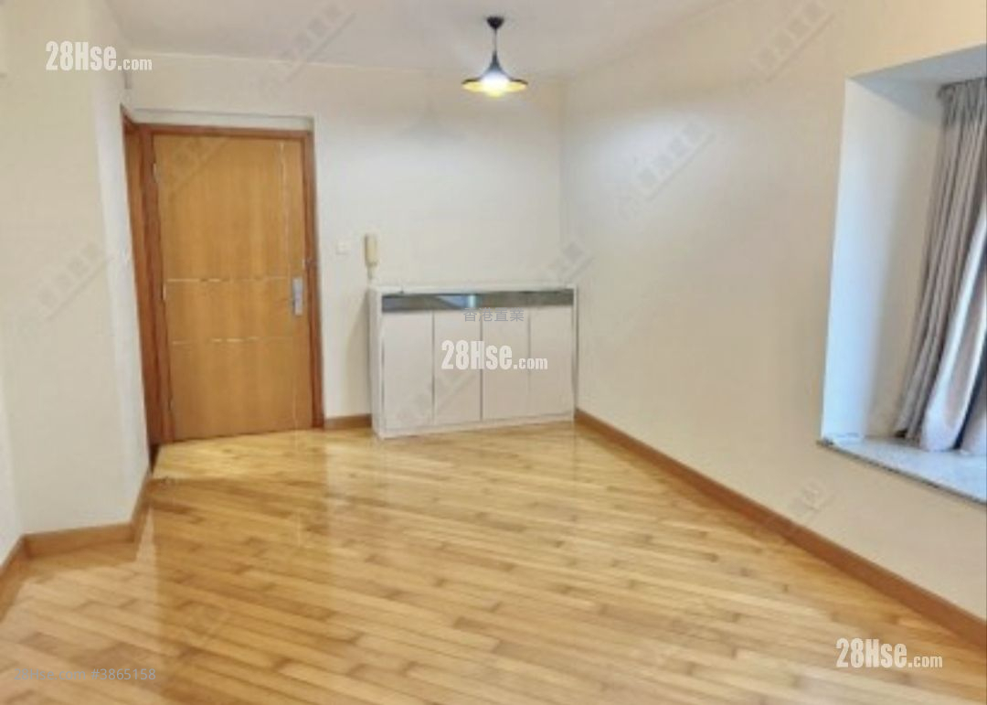 Park Island Sell 2 Bedrooms , 1 Bathroom 490 ft²