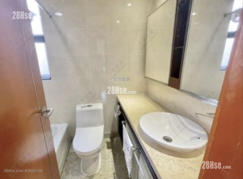 Park Island Sell 2 Bedrooms , 1 Bathroom 490 ft²