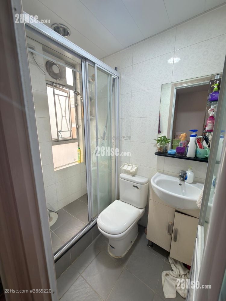 Sunny Court Sell 1 Bedroom , 1 Bathroom 253 ft²