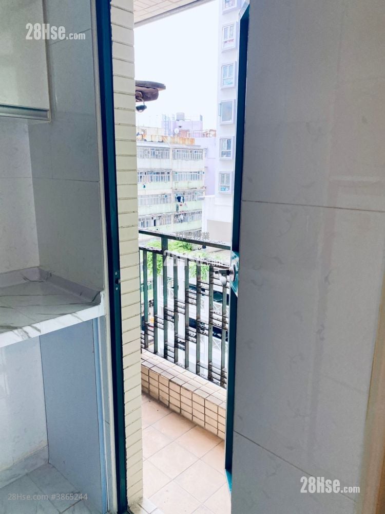 La Maison Du Nord Rental 2 Bedrooms , 1 Bathroom 344 ft²