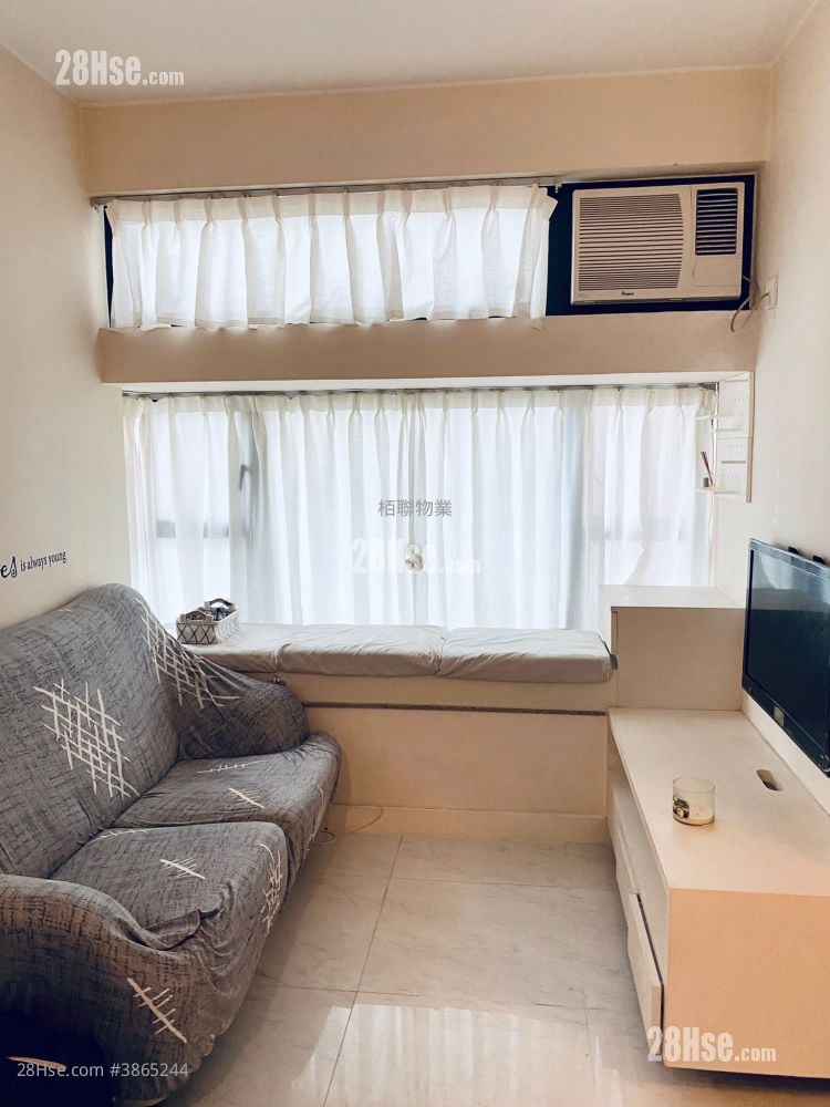 La Maison Du Nord Rental 2 Bedrooms , 1 Bathroom 344 ft²