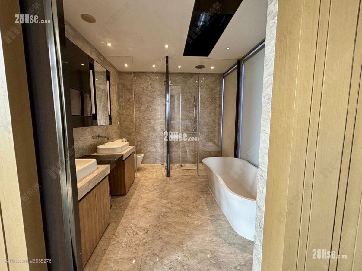 Seascape Villa Rental 4 Bedrooms , 4 Bathrooms 2,827 ft²
