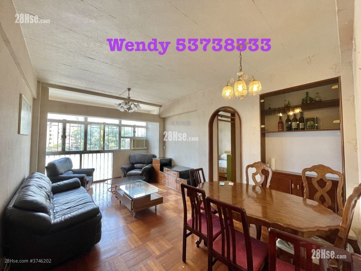 Mandarin Court Sell 3 Bedrooms , 2 Bathrooms 884 ft²