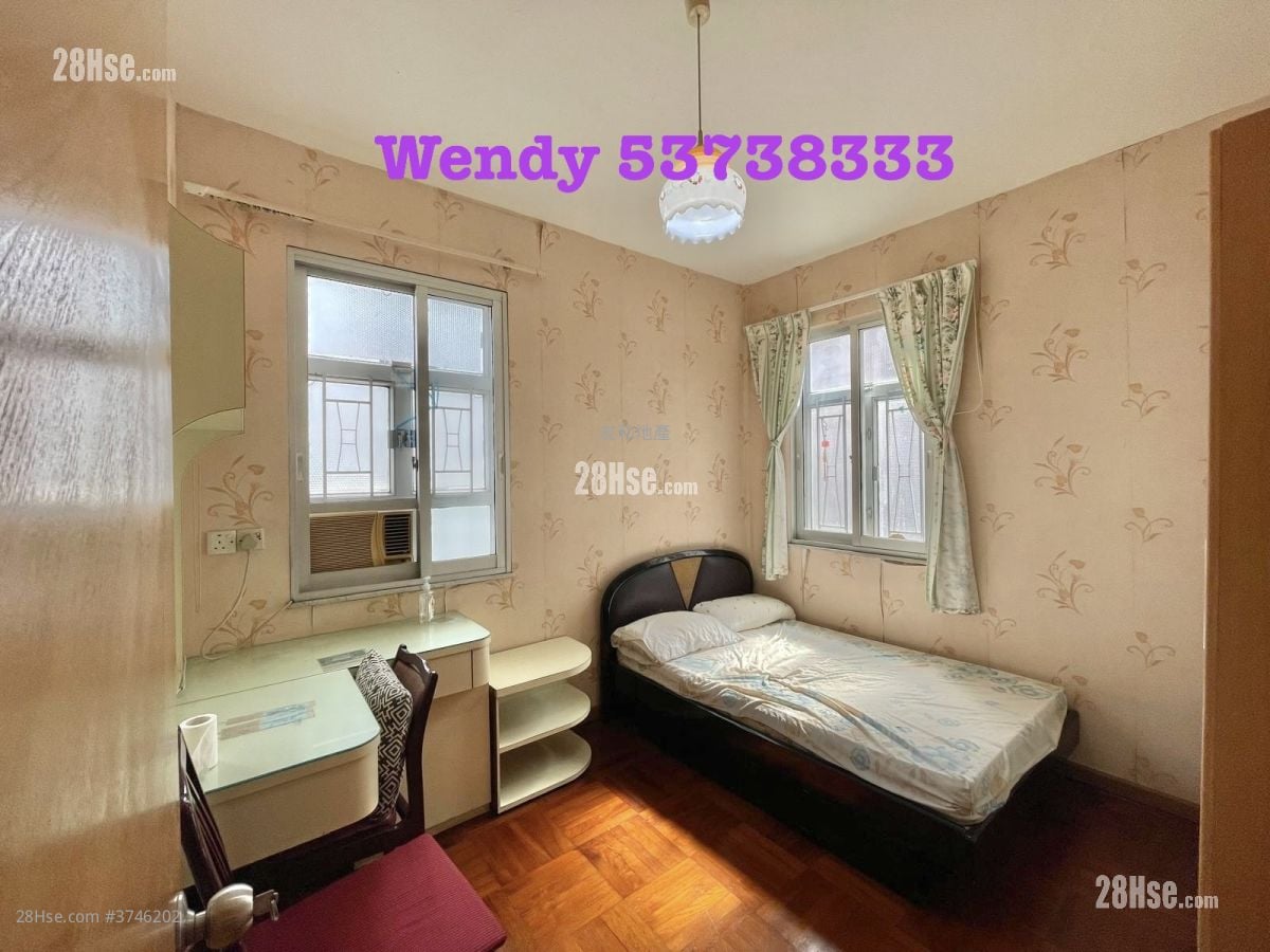 Mandarin Court Sell 3 Bedrooms , 2 Bathrooms 884 ft²