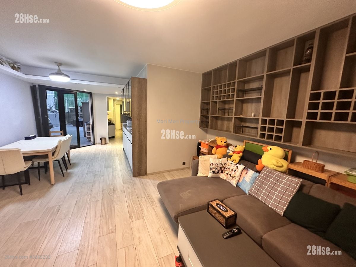 Way Man Court Rental 3 Bedrooms , 2 Bathrooms