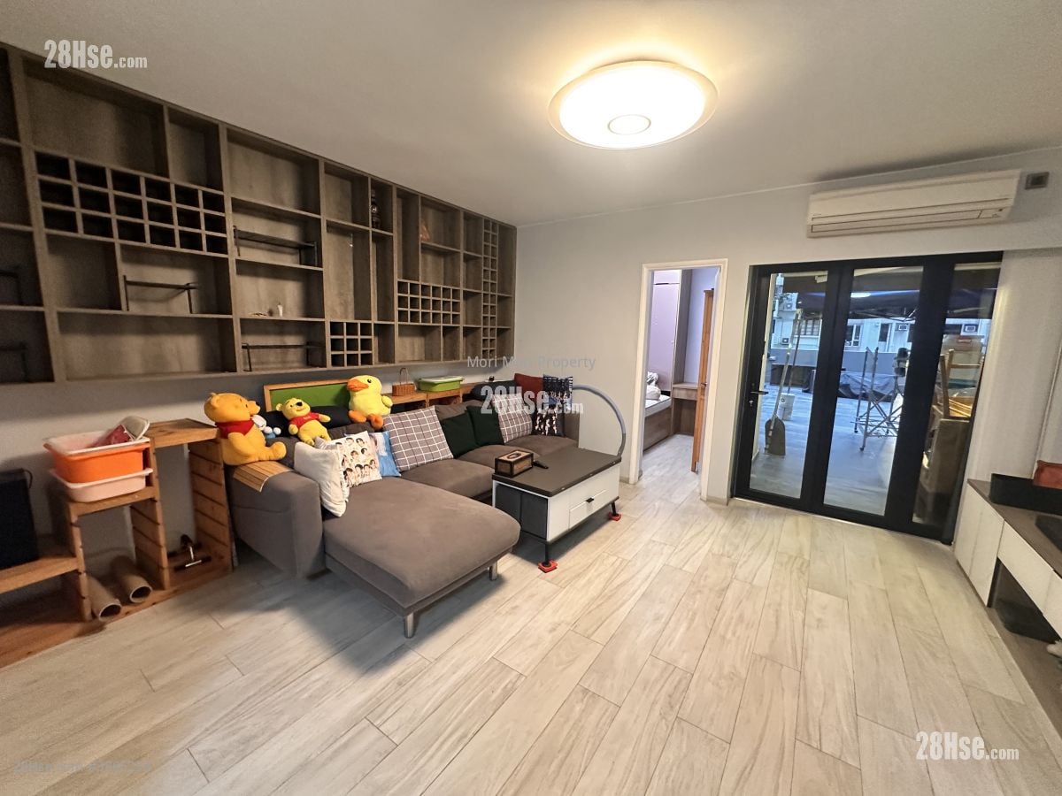 Way Man Court Rental 3 Bedrooms , 2 Bathrooms