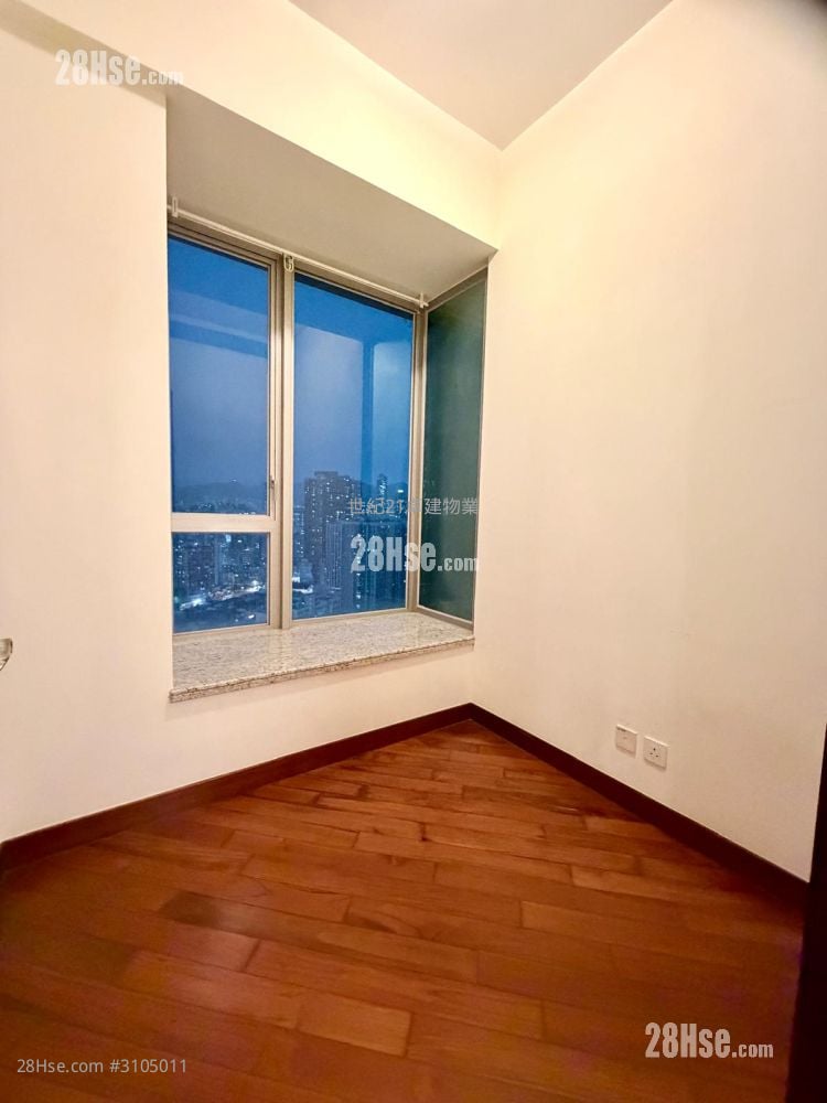 The Coronation Sell 2 Bedrooms , 1 Bathroom 513 ft²