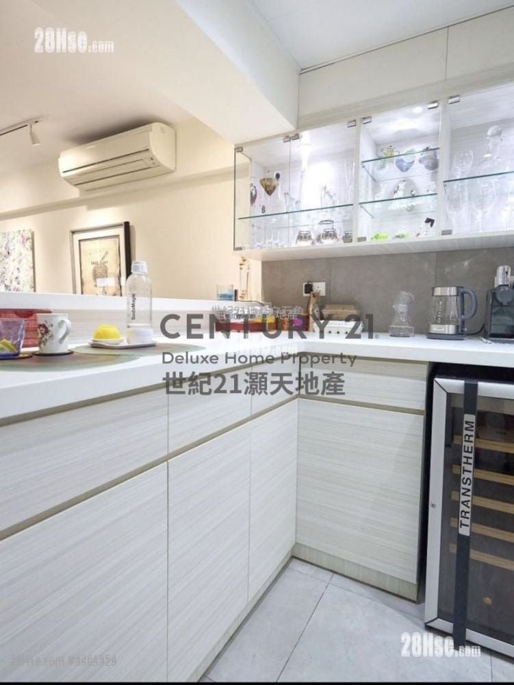 Forest Hill Sell 3 Bedrooms , 2 Bathrooms 1,551 ft²