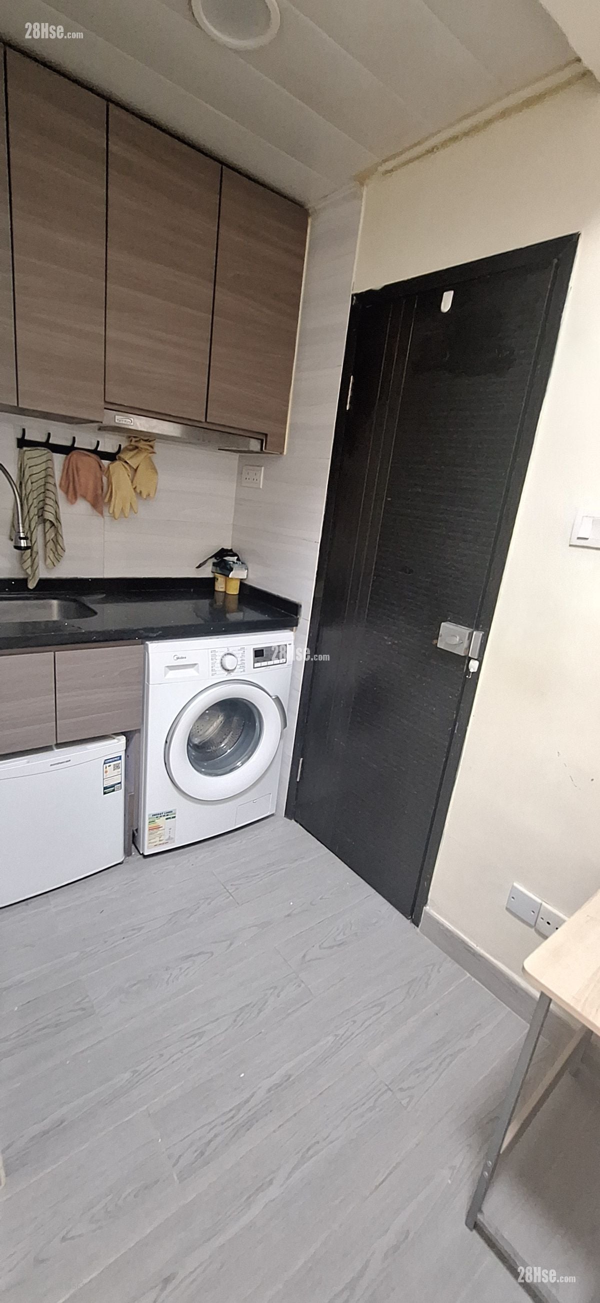 Wai Kee House Rental 1 Bedroom , 1 Bathroom 130 ft²