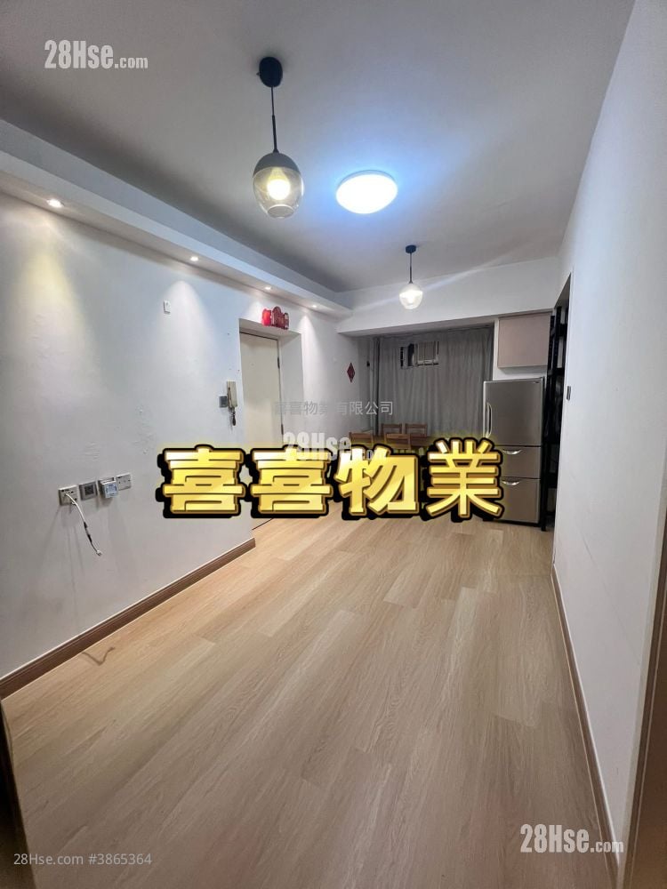 Apartment Rental 2 Bedrooms , 1 Bathroom 355 ft²