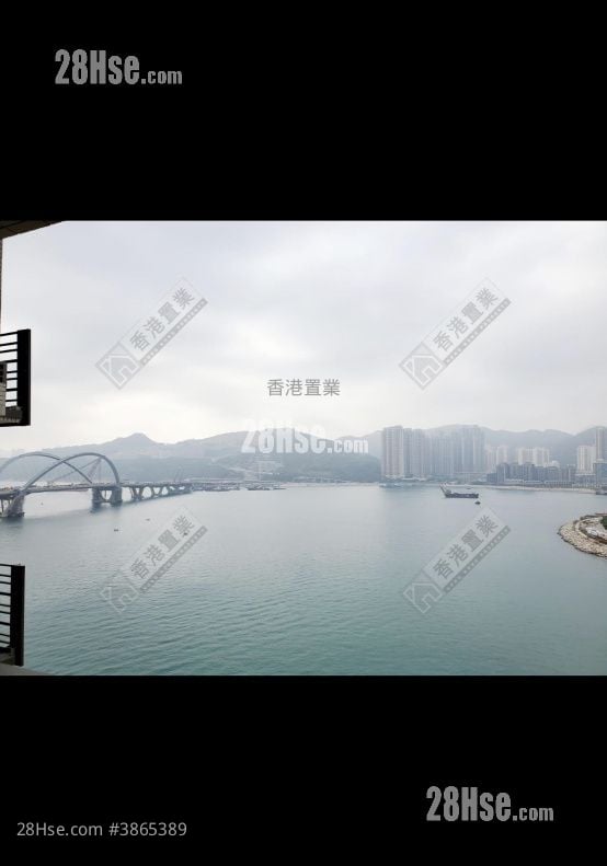 MALIBU 售盘 3 房 , 2 浴室 800 平方尺