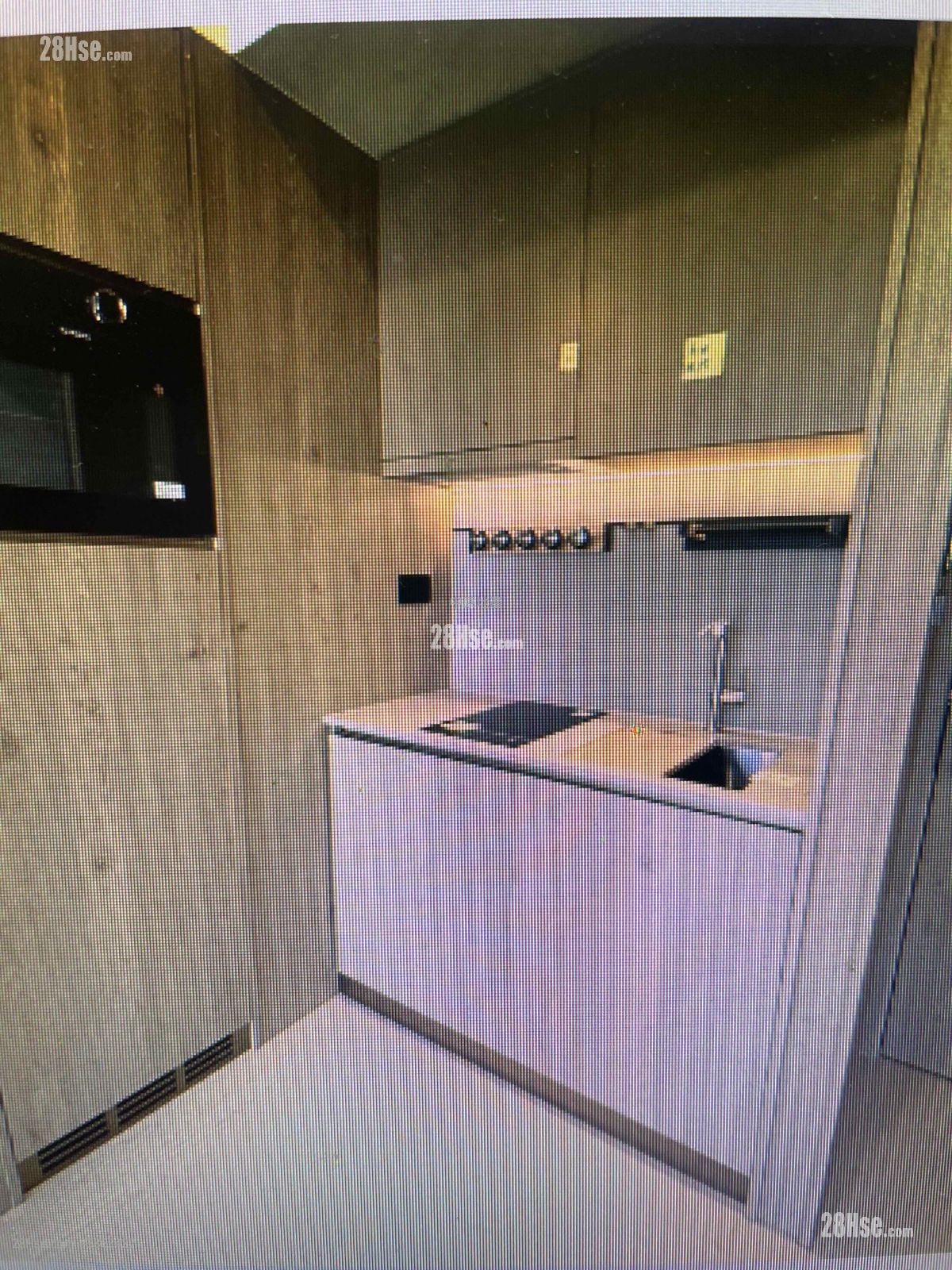 Finnie Sell 1 Bedroom 245 ft²