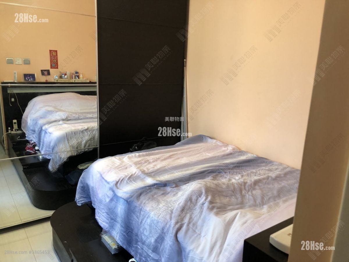 Fung Ting Court Sell 3 Bedrooms 661 ft²