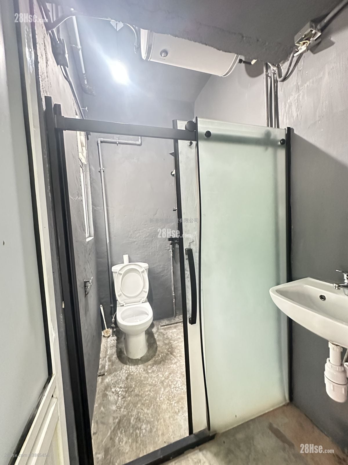 King Win Factory Building Rental 1 Toilet
