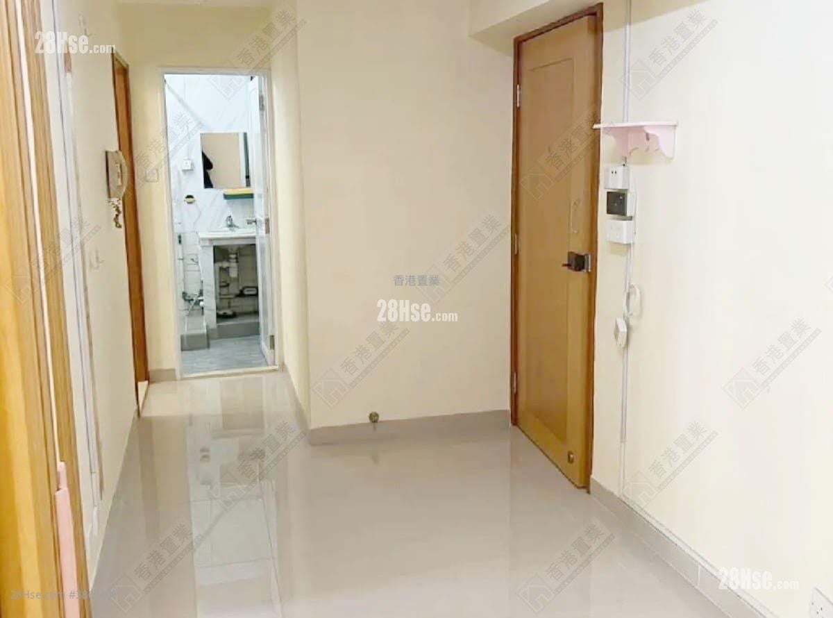 Tin Ma Court Rental 2 Bedrooms , 1 Bathroom 338 ft²