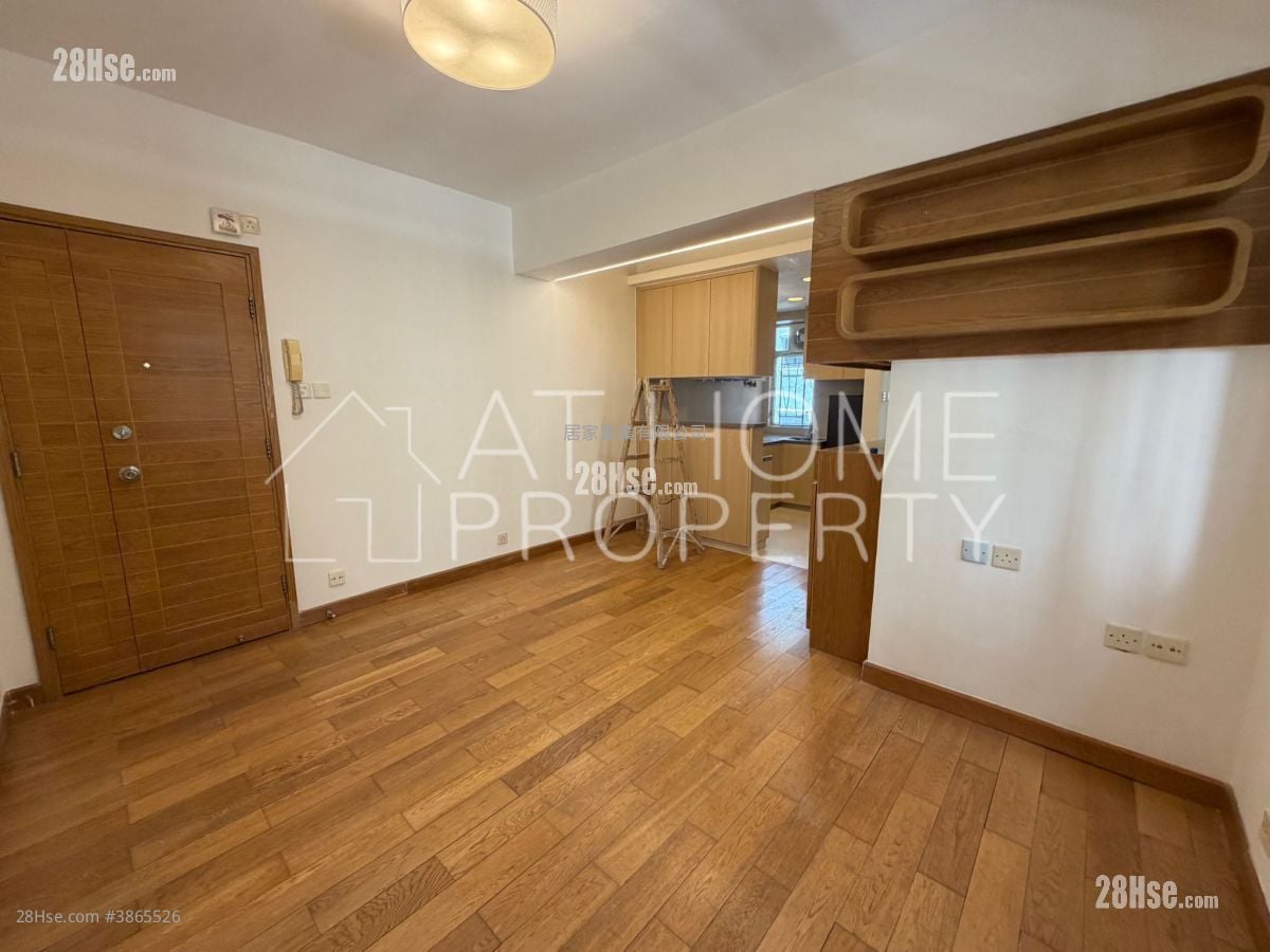 Castle Villa Rental 2 Bedrooms , 1 Bathroom 485 ft²