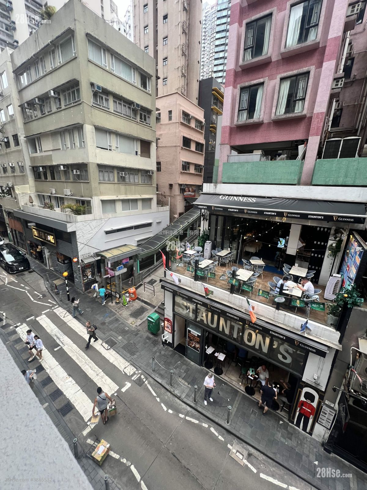 9-11 Staunton Street Rental 2 Bedrooms 300 ft²