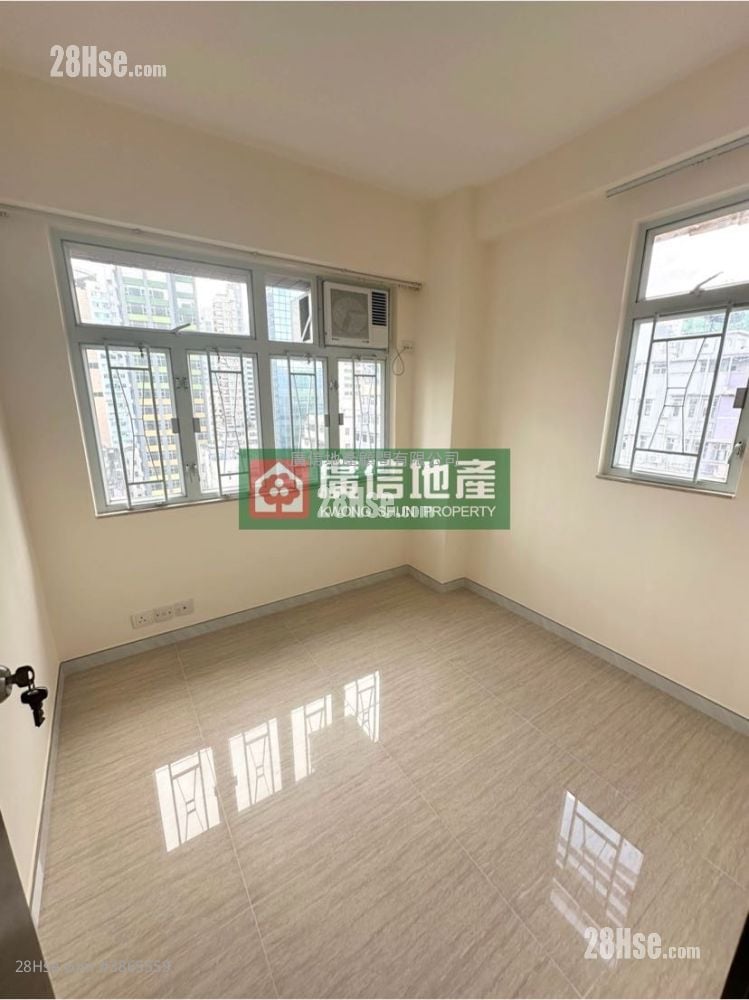 Shun Hing Building Sell 2 Bedrooms , 1 Bathroom 312 ft²