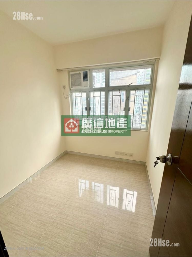 Shun Hing Building Sell 2 Bedrooms , 1 Bathroom 312 ft²