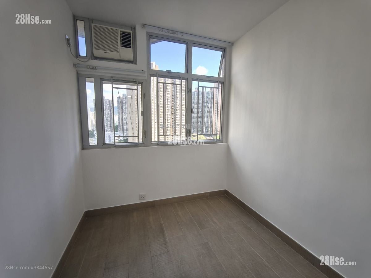 Kwong Lam Court Rental 2 Bedrooms , 1 Bathroom 384 ft²