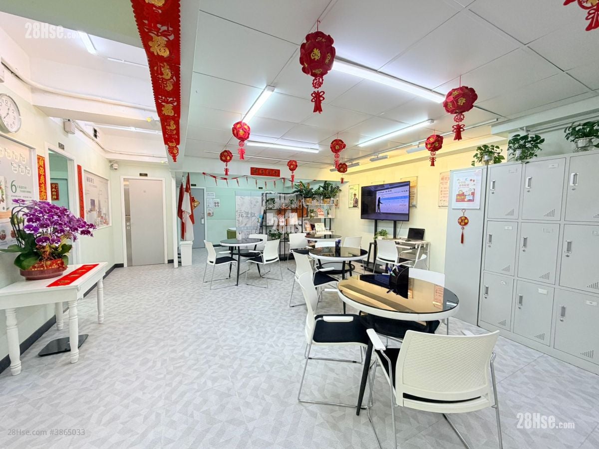 香港工业中心 租盘 4 房 , 2 厕所