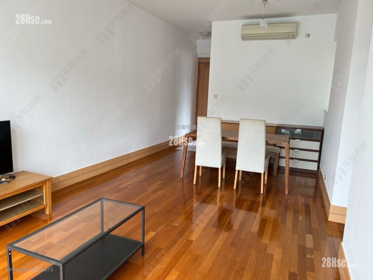 The Orchards Sell 3 Bedrooms , 2 Bathrooms 896 ft²