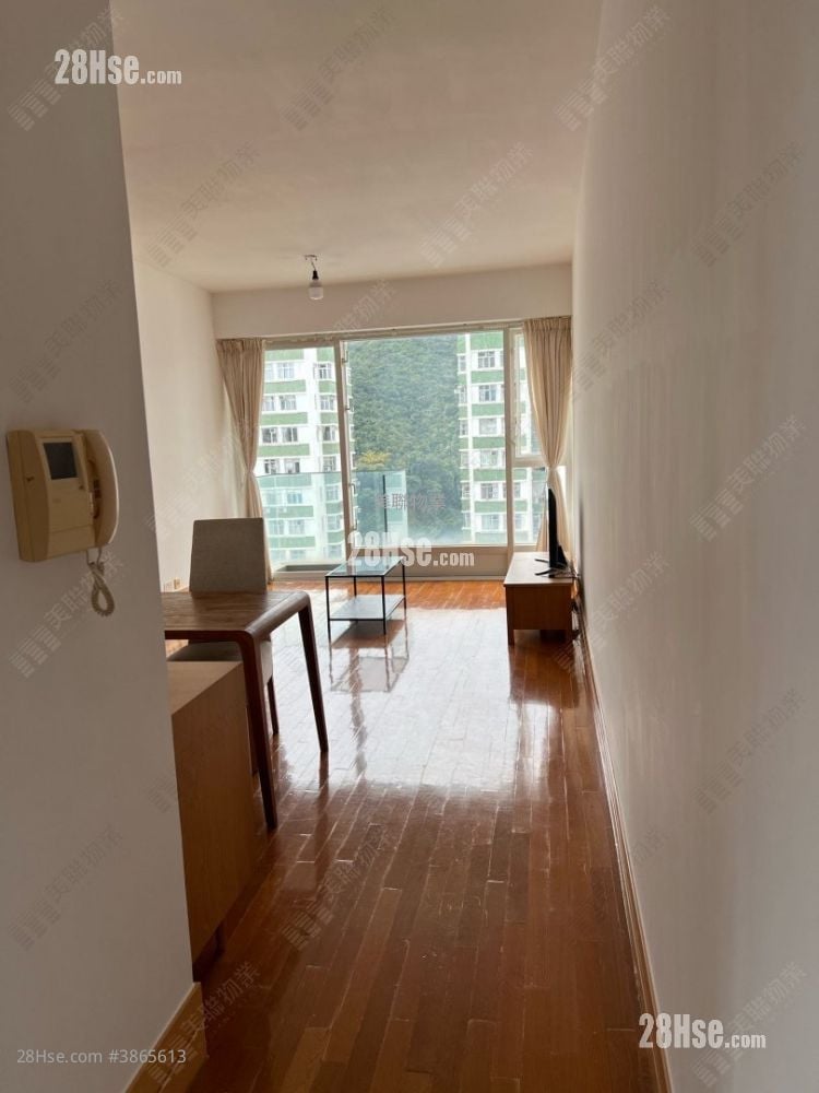 The Orchards Sell 3 Bedrooms , 2 Bathrooms 896 ft²