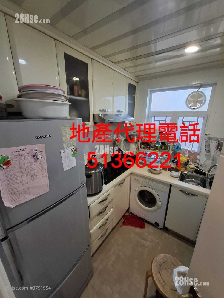 雍翠苑 租盘 3 房 , 2 浴室 700 平方尺